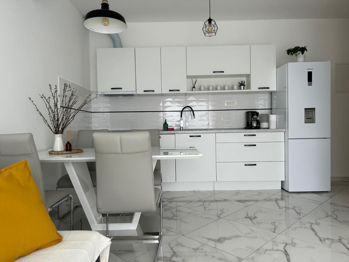 ברודאריצה Apartments Juric מראה חיצוני תמונה