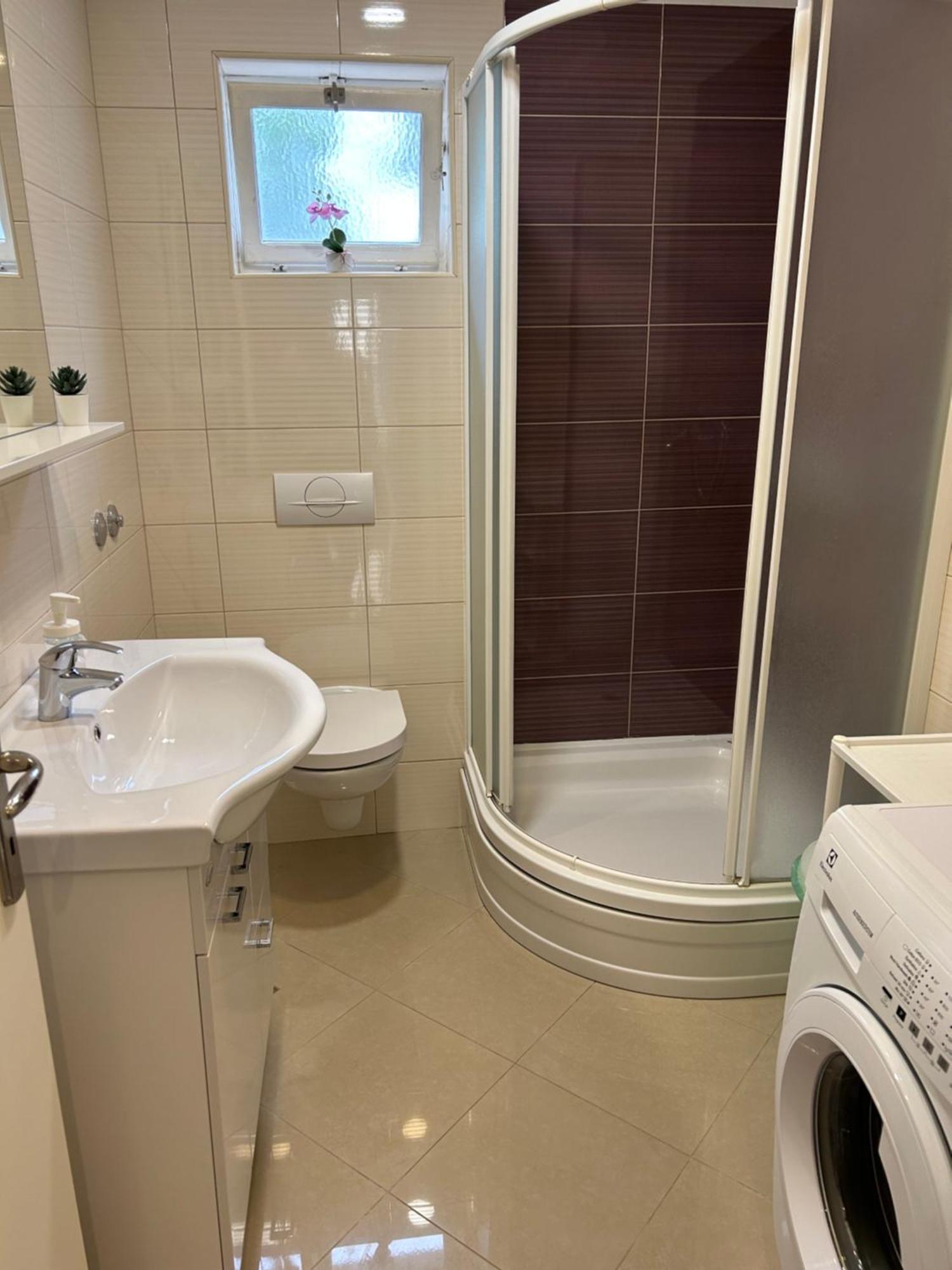 ברודאריצה Apartments Juric מראה חיצוני תמונה